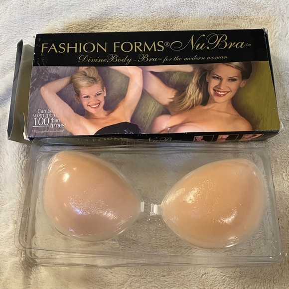Fashion Forms Nu Bra Divine Body Bra Silicone Adhesive Cups Size B Nude NWT - Picture 3 of 7
